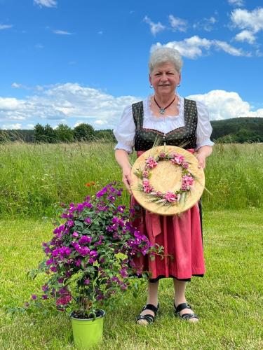 Damen_2024_Blumenschießen_Siegerehrung_06